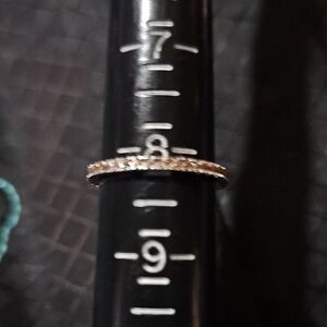 Elegant Gold Women's Ring